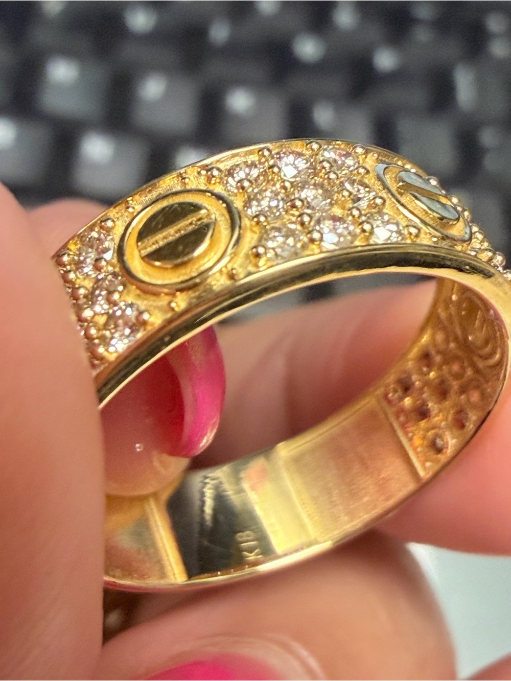 K18 Japan Gold Band Ring with 1.00 carats of diamonds size 10-Unisex  NWOT